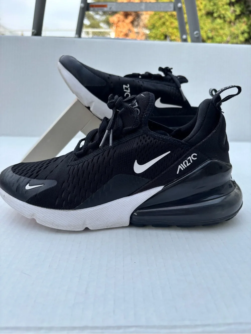 Nike Air 270 Black and White Athletic Sneakers size 5.5Y